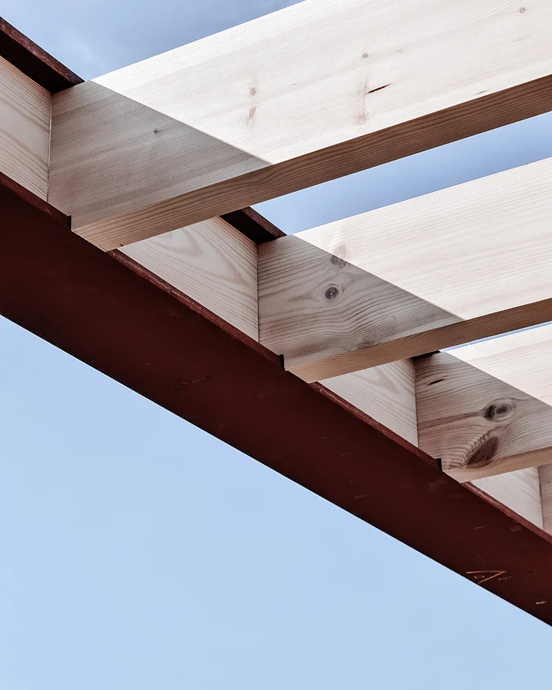 Détail architectural en bois